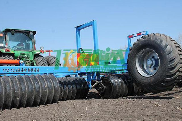 1YZ-13.2液压折叠镇压器