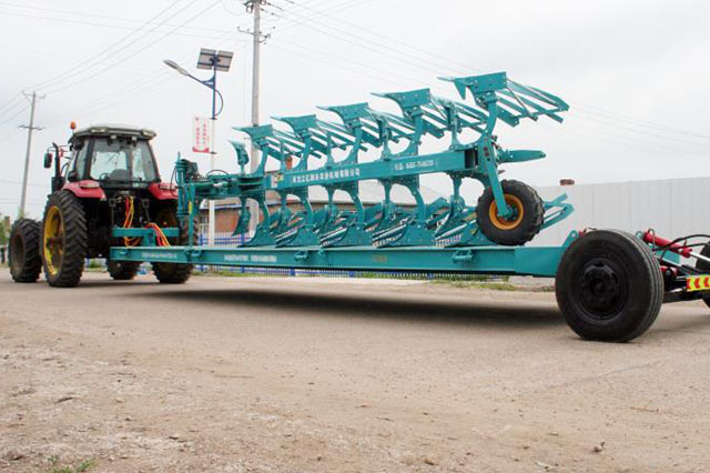 7CB—4型农用机械运输平板半挂车