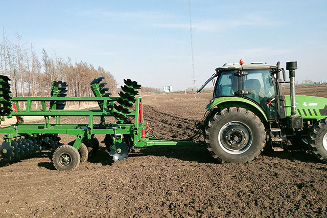 1BYQ—5.3型液压折叠重耙