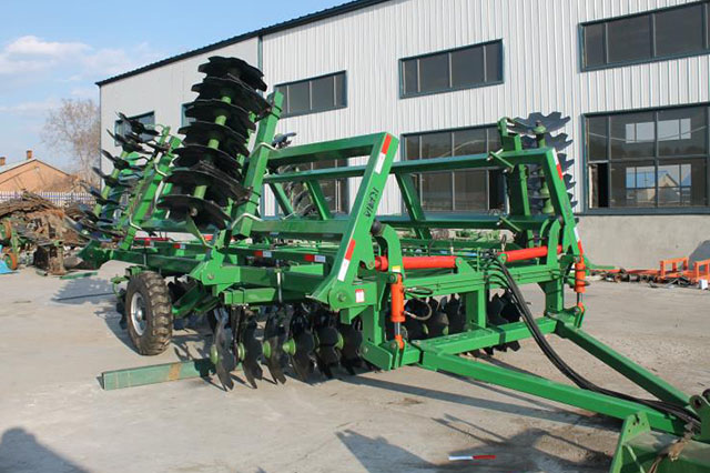 1BYQ—6.6型液压折叠重耙