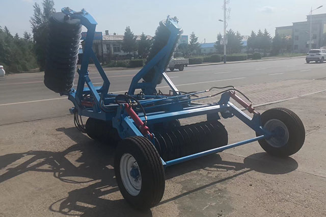 1YZ—6.5液压折叠镇压器